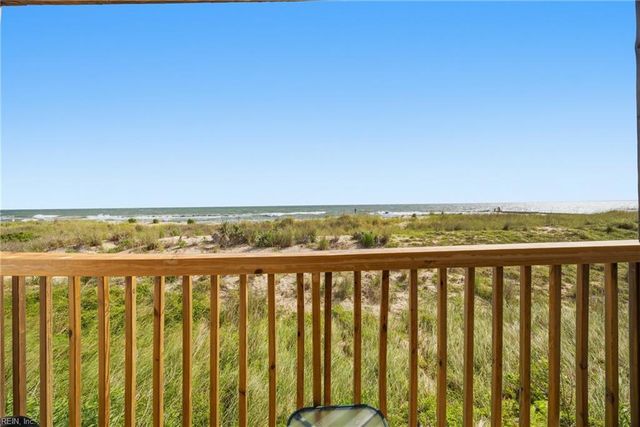 810 E Ocean View Ave Apt 107, Norfolk, VA 23503