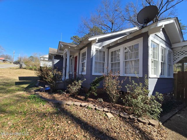 5525 Valley Street, Meridian, MS 39307