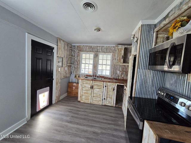 5525 Valley Street, Meridian, MS 39307