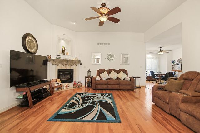 822 S CENTRAL ST, Centralia, MO 65240