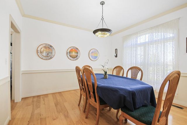 822 S CENTRAL ST, Centralia, MO 65240