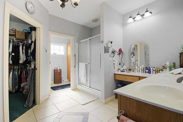 822 S CENTRAL ST, Centralia, MO 65240