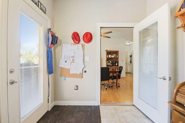 822 S CENTRAL ST, Centralia, MO 65240