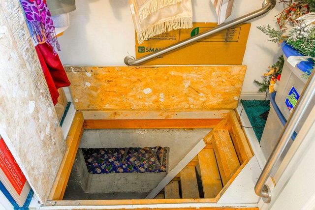 822 S CENTRAL ST, Centralia, MO 65240