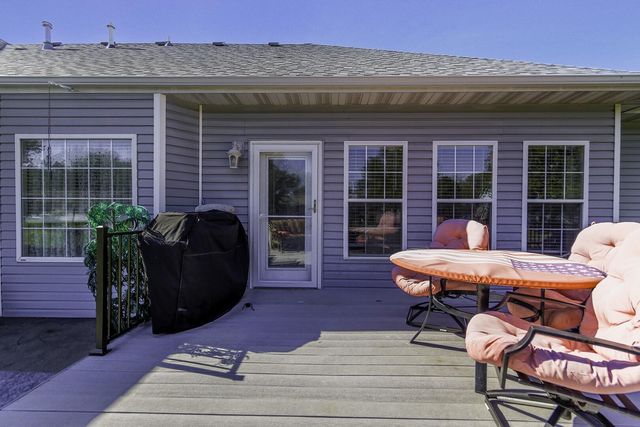 822 S CENTRAL ST, Centralia, MO 65240