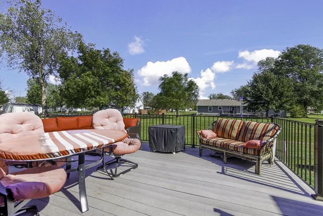 822 S CENTRAL ST, Centralia, MO 65240