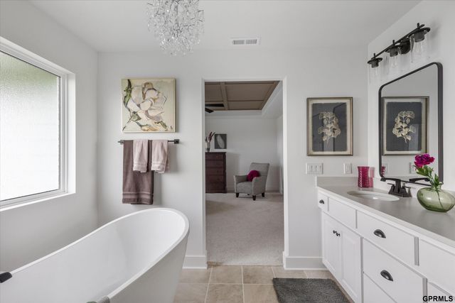 12606 Glenn Street, Omaha, NE 68138