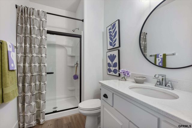 12606 Glenn Street, Omaha, NE 68138