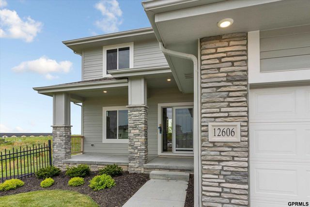 12606 Glenn Street, Omaha, NE 68138