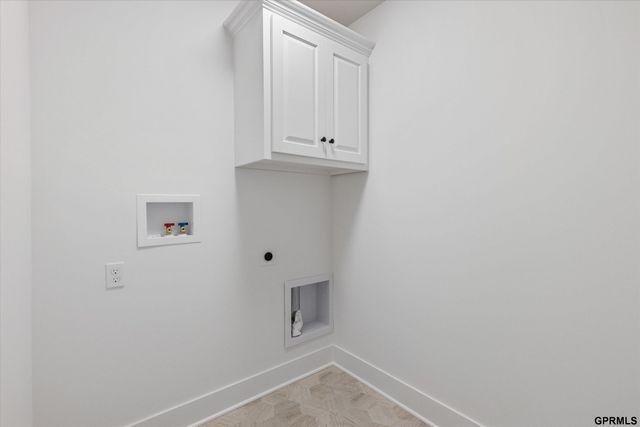 12606 Glenn Street, Omaha, NE 68138