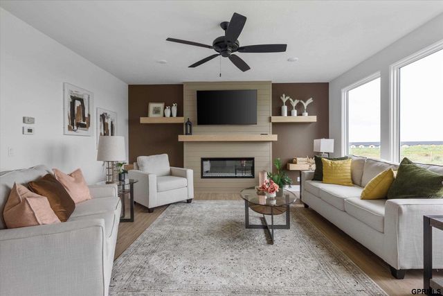 12606 Glenn Street, Omaha, NE 68138