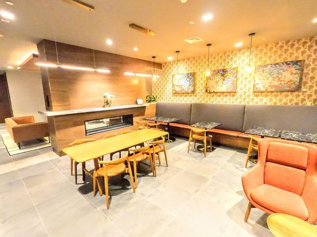 70 Leo M Birmingham 508, Boston, MA 02135