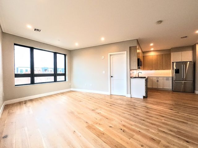 70 Leo M Birmingham 508, Boston, MA 02135