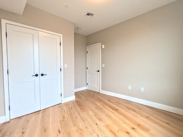 70 Leo M Birmingham 508, Boston, MA 02135