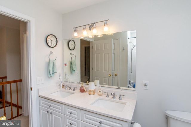 4969 W ROLLING GLEN DR, Pipersville, PA 18947