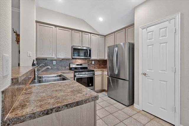 9124 Starwood Lane, Denton, TX 76207