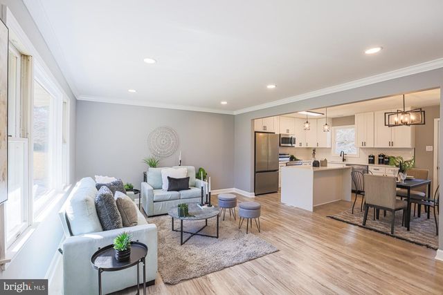 704 YORKMINSTER LN, Westminster, MD 21158