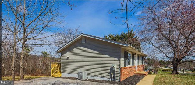 704 YORKMINSTER LN, Westminster, MD 21158