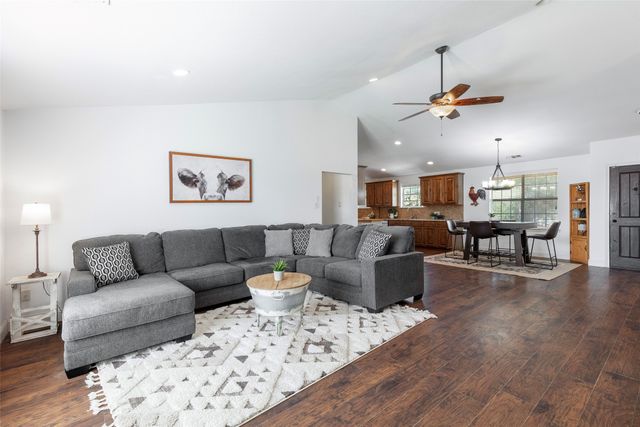 117 Buckboard Drive, Oak Point, TX 75068
