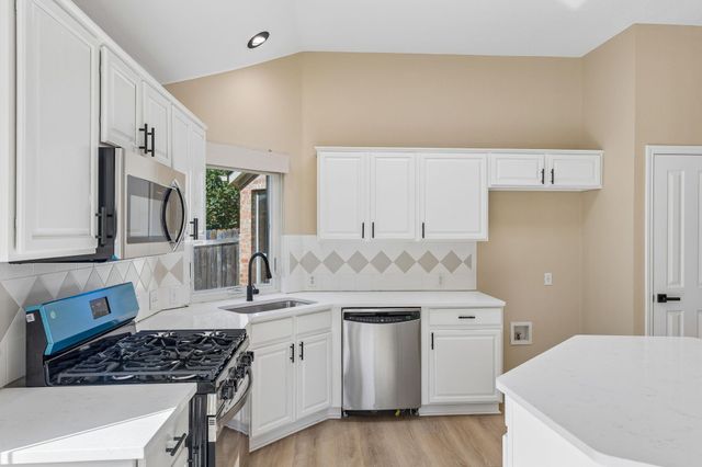 8414 Ironweed RUN, Round Rock, TX 78681
