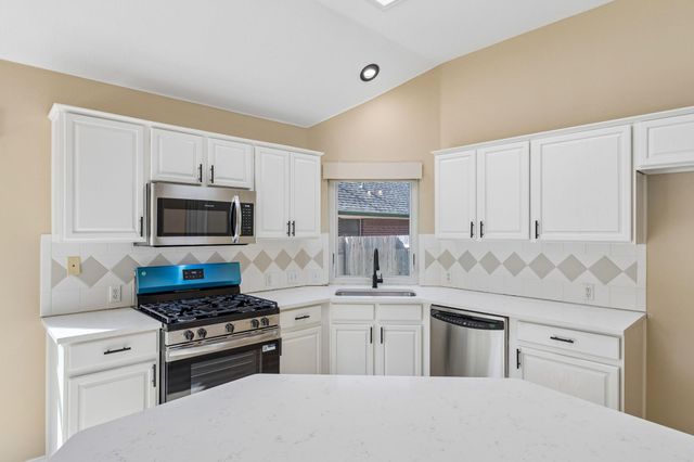 8414 Ironweed RUN, Round Rock, TX 78681