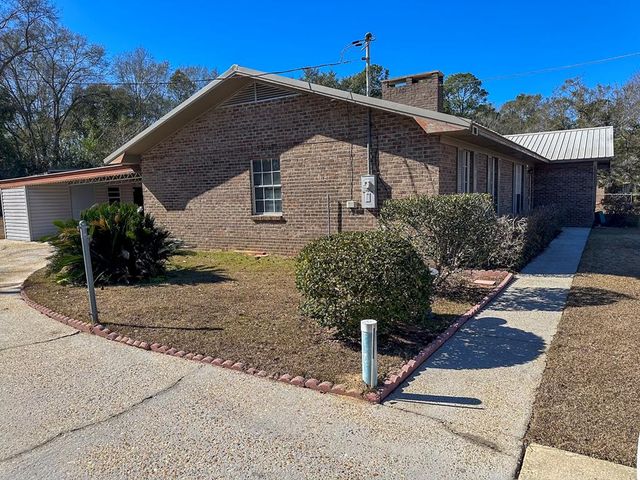 4082 E Cottonwood Rd, Dothan, AL 36301