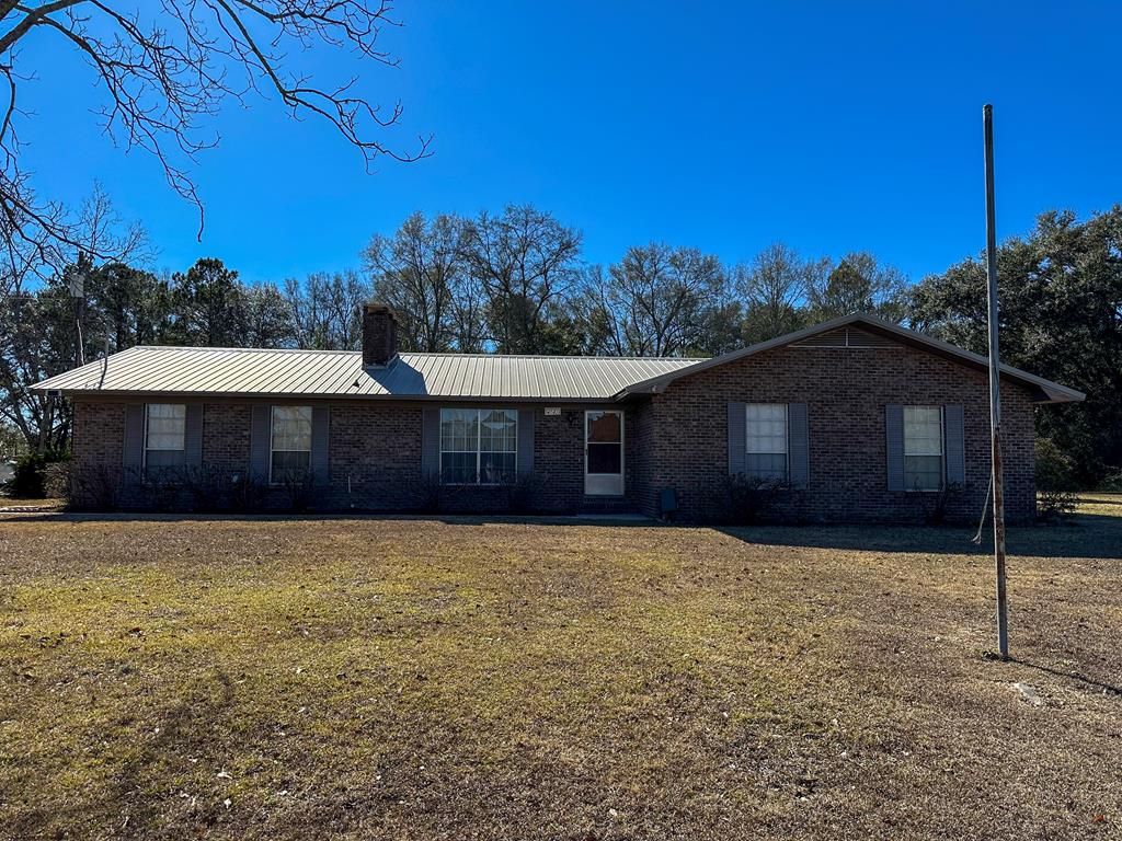 4082 E Cottonwood Rd, Dothan, AL 36301