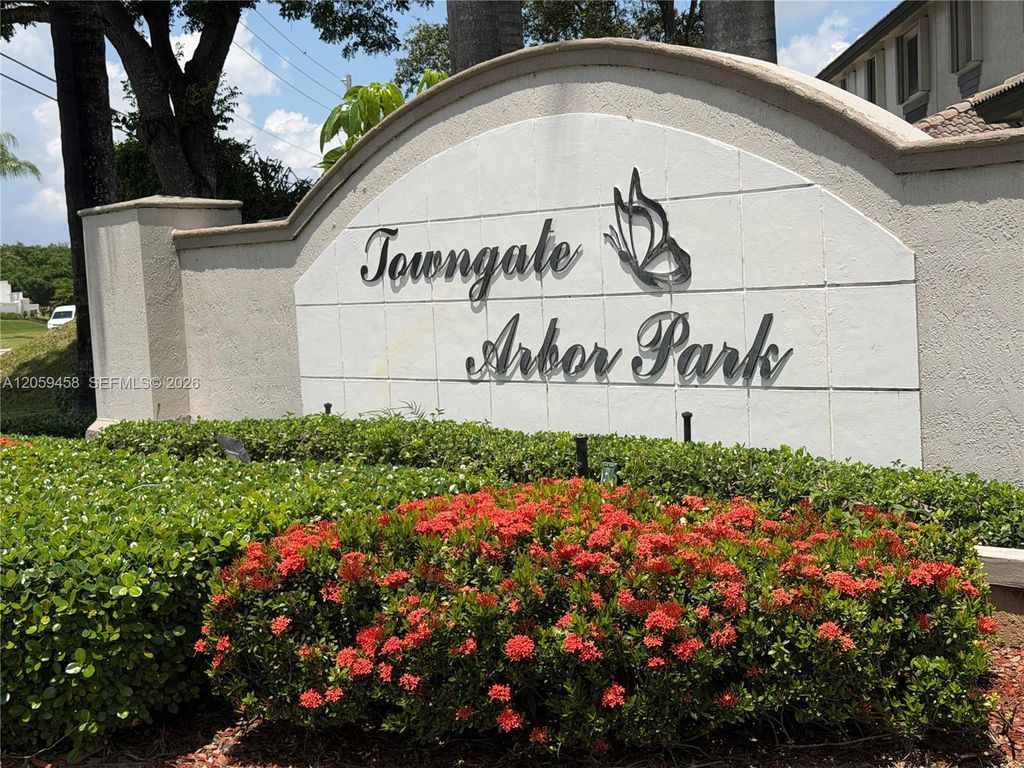 2362 SE 19th Court, Homestead, FL 33035