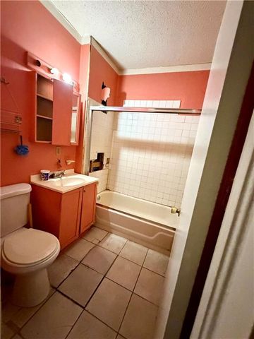 819 Monroe Avenue, Kansas City, MO 64124