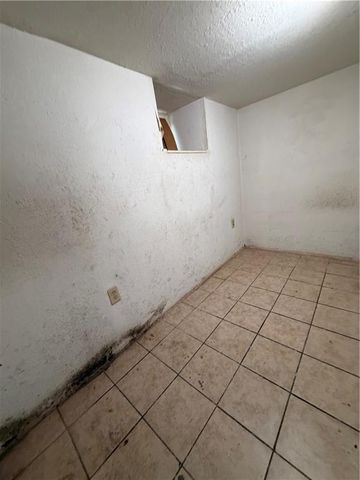 819 Monroe Avenue, Kansas City, MO 64124