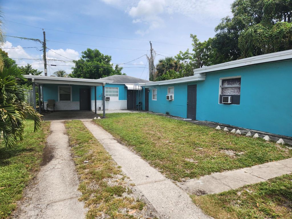 134 W 24TH W 1, Riviera Beach, FL 33404
