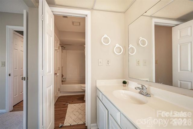 2745 Von Thuringer Court, Charlotte, NC 28210