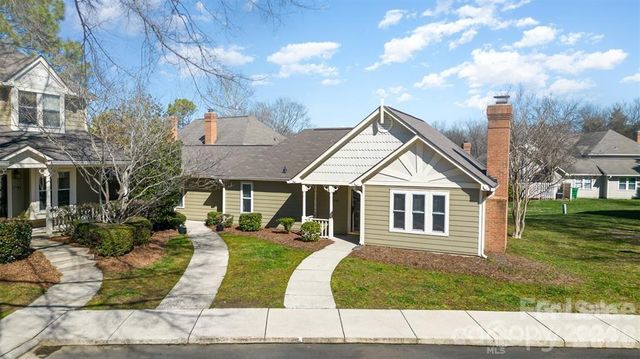 2745 Von Thuringer Court, Charlotte, NC 28210