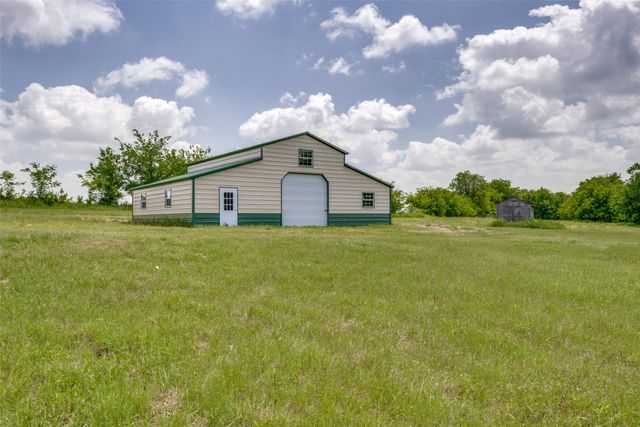 586 Pleasant Home Road, Sherman, TX 75092