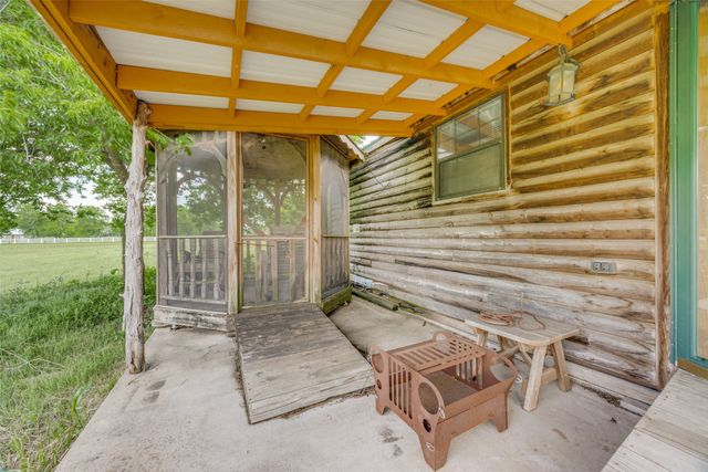 586 Pleasant Home Road, Sherman, TX 75092