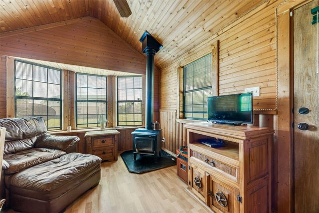 586 Pleasant Home Road, Sherman, TX 75092