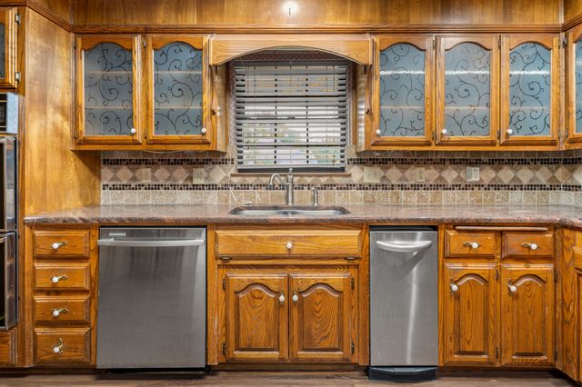 592 Ouida Drive, Waco, TX 76705