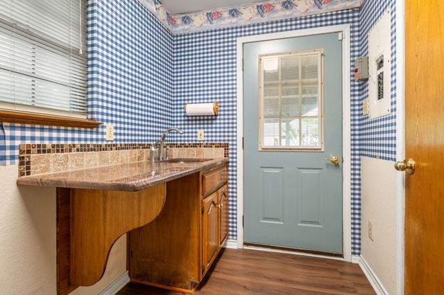 592 Ouida Drive, Waco, TX 76705