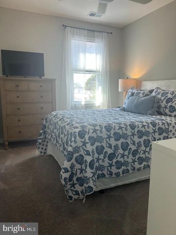 221 WILDER AVE, Colonial Beach, VA 22443