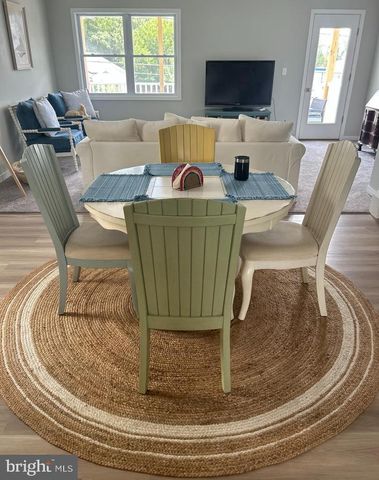 221 WILDER AVE, Colonial Beach, VA 22443