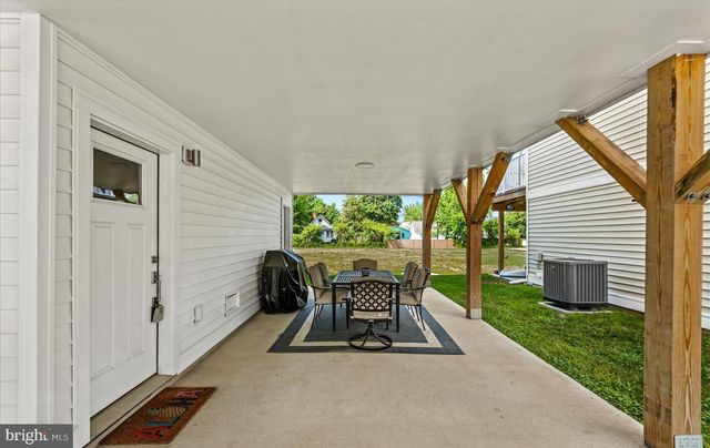 221 WILDER AVE, Colonial Beach, VA 22443