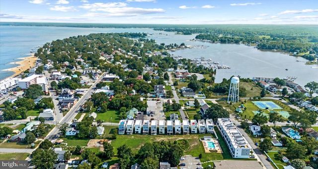 221 WILDER AVE, Colonial Beach, VA 22443
