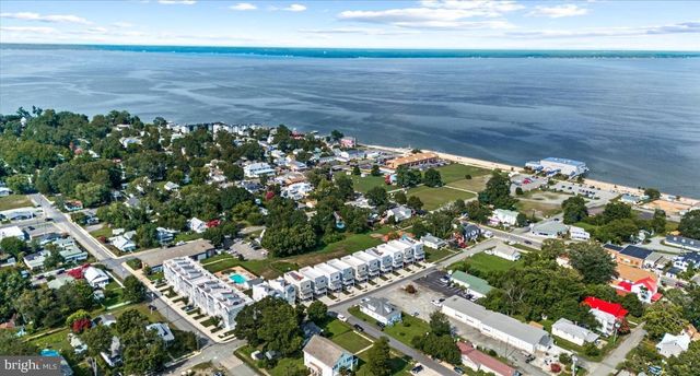 221 WILDER AVE, Colonial Beach, VA 22443