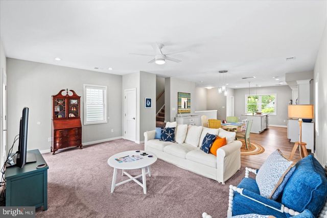 221 WILDER AVE, Colonial Beach, VA 22443