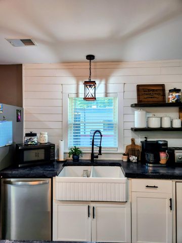 595 Frames Branch Road, Clay City, KY 40312