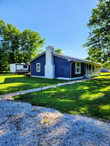 595 Frames Branch Road, Clay City, KY 40312