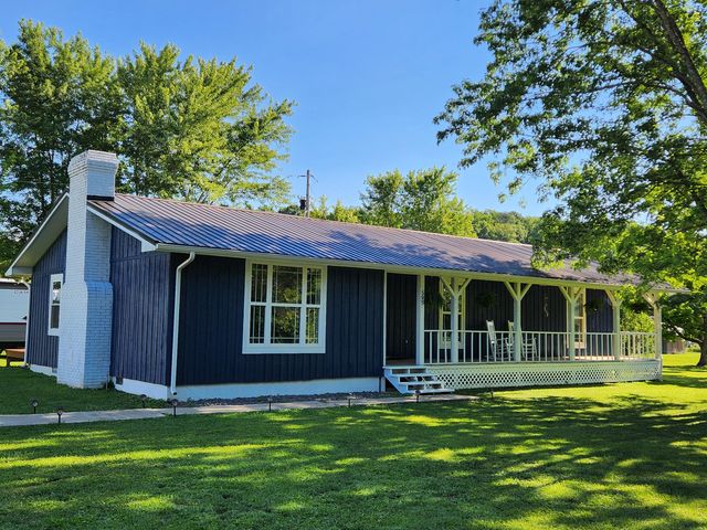 595 Frames Branch Road, Clay City, KY 40312