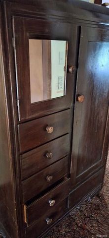 686 Lounsbury Avenue, Pontiac, MI 48340