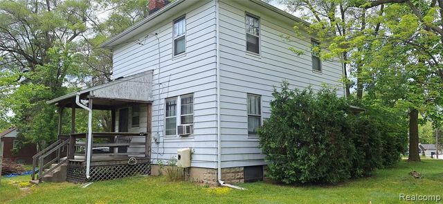 686 Lounsbury Avenue, Pontiac, MI 48340