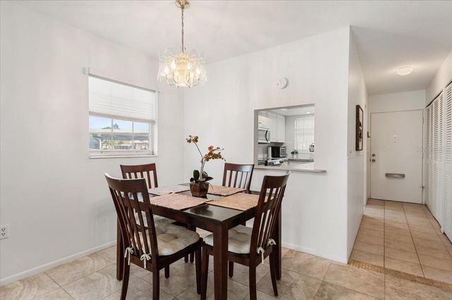 2753 GOLF COURSE DRIVE 104, Sarasota, FL 34234